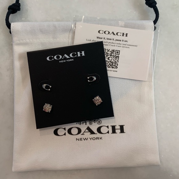 NWT Coach Signature and Stone Stud Earrings Set - Picture 6 of 7